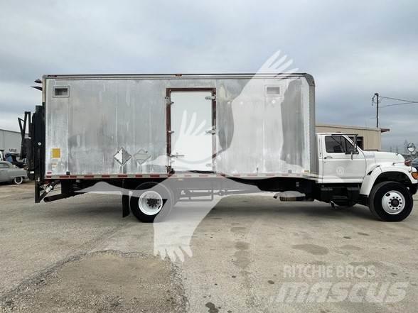 Ford F800 Entreprenør - Andet