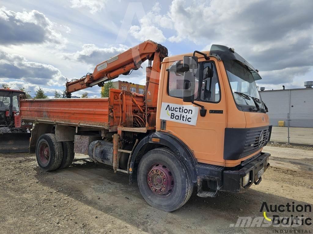 Mercedes-Benz 1722 Lastbiler med tip