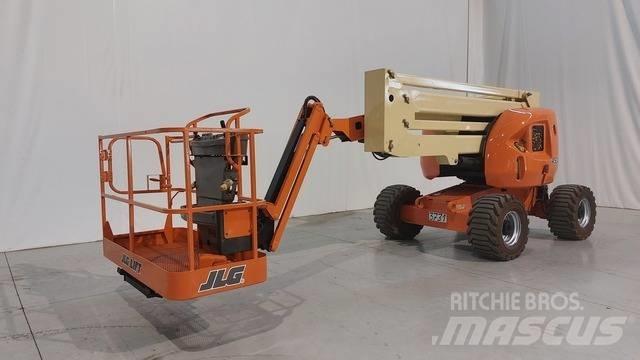 JLG 450 AJ Bomlifte med knækarm