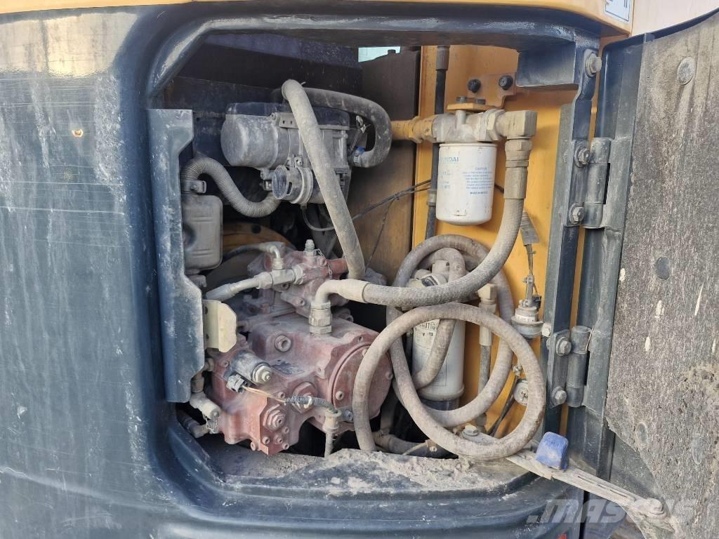 Hyundai LC145-9 Gravemaskiner på larvebånd