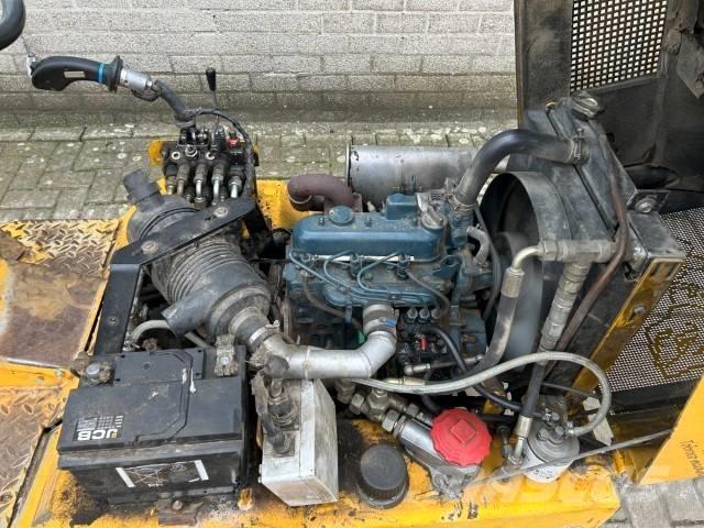 GiANT D 261 S Læssemaskiner på hjul