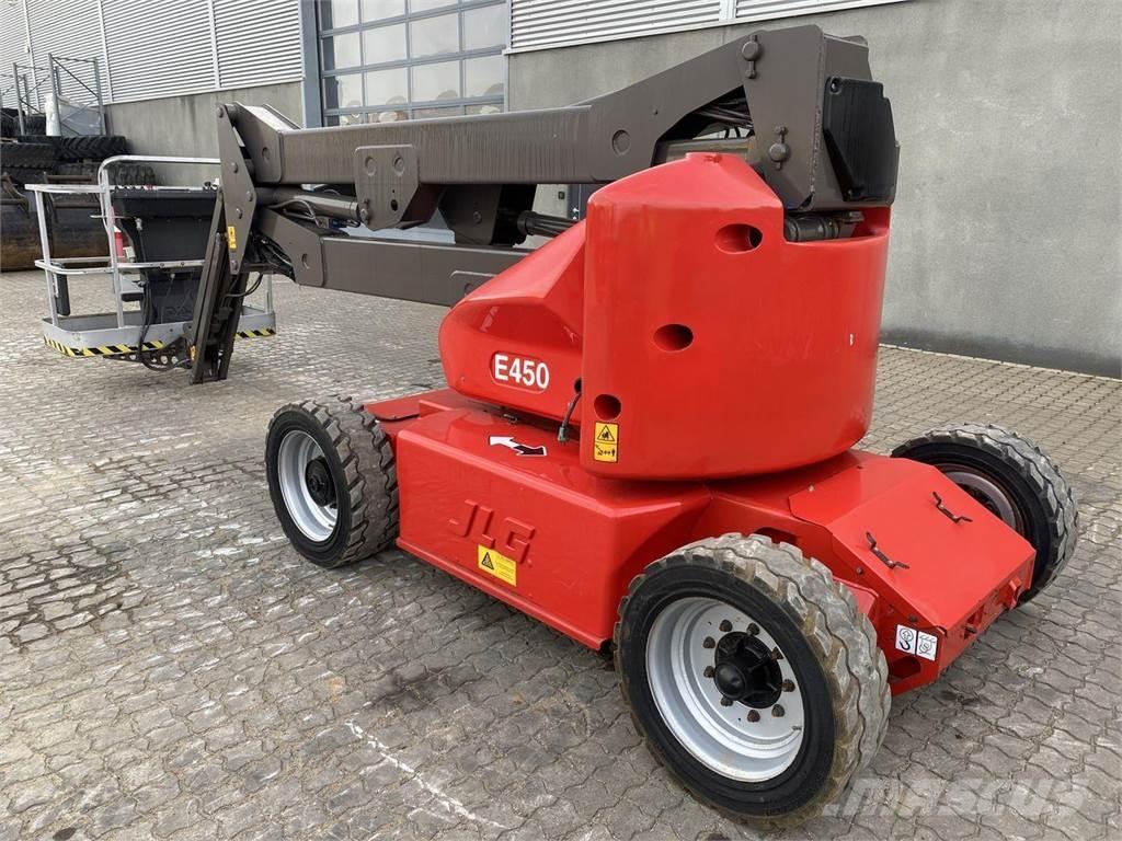 JLG E450AJ Bomlifte med knækarm