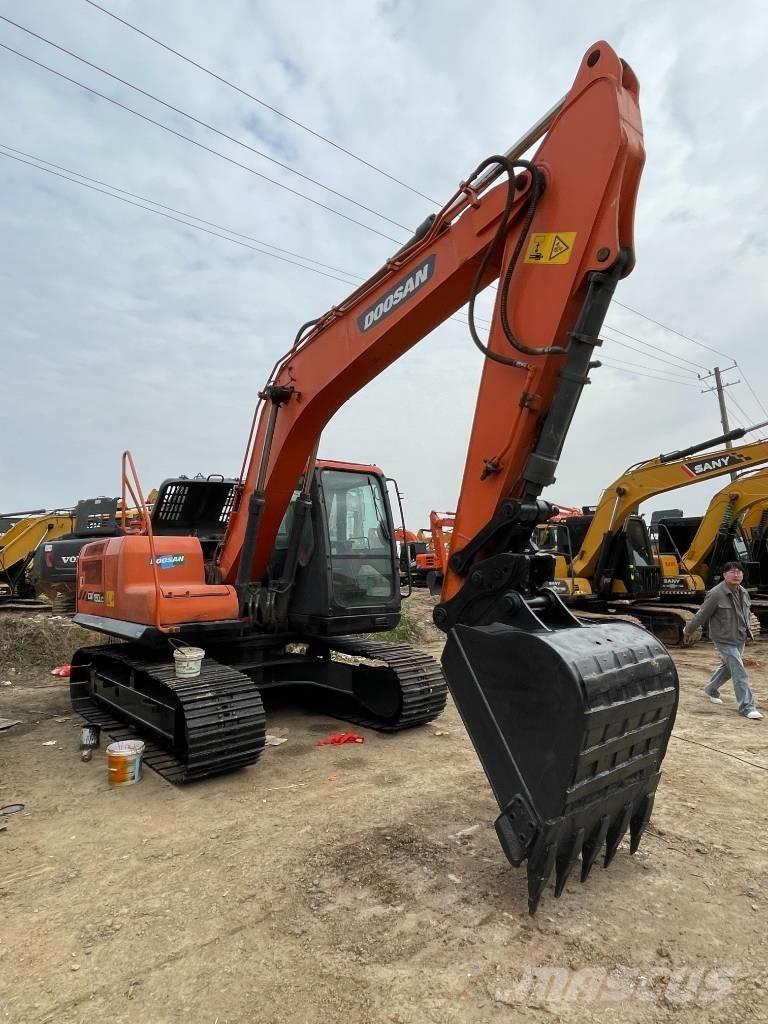 Doosan dx150 Gravemaskiner på larvebånd