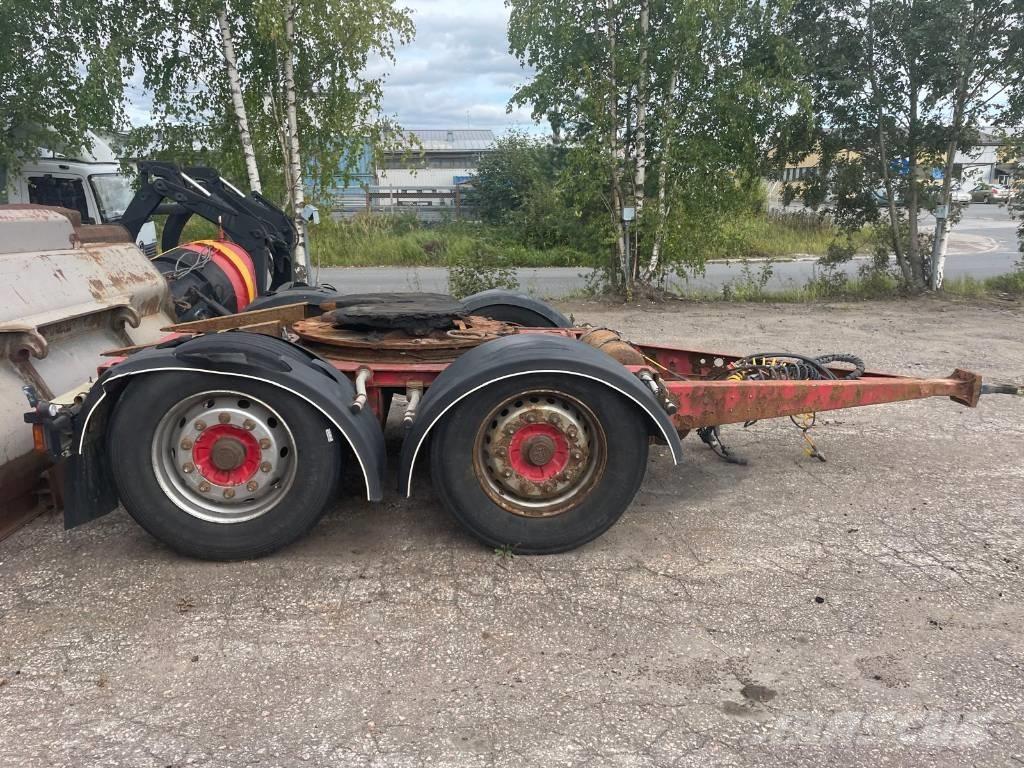 Krone SDP27-M2 Semi-trailer med Gardinsider