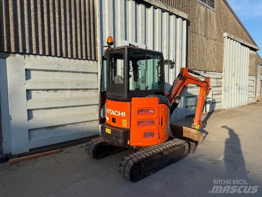 Hitachi ZX 26 Minigravemaskiner