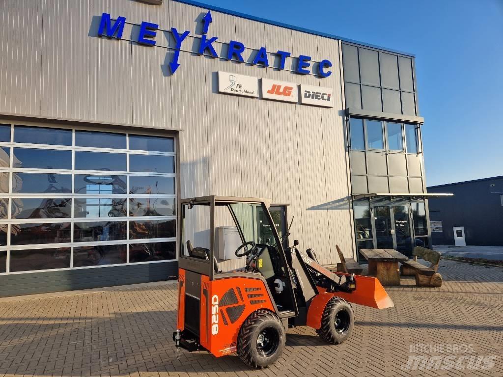 Cast Loaders 825D Teleskoplæssere