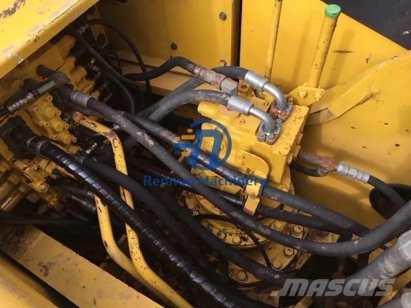 Komatsu PC210-7 Gravemaskiner på larvebånd