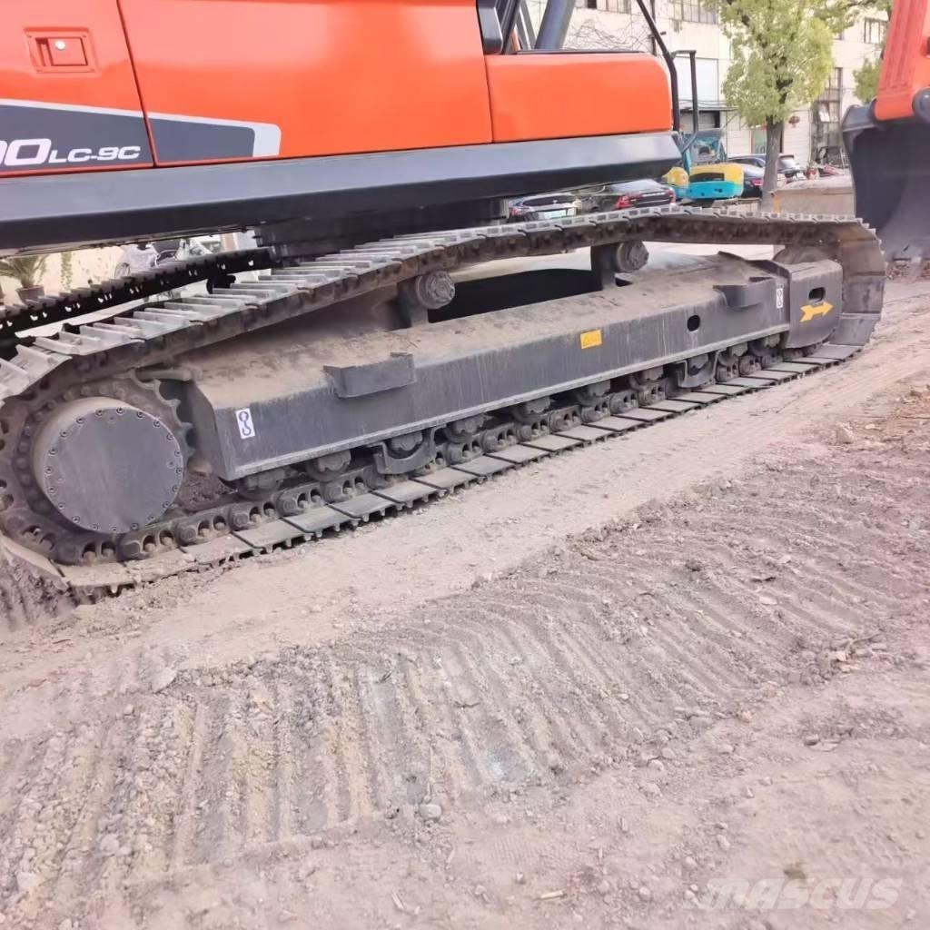 Doosan DX 300 LC Gravemaskiner på larvebånd