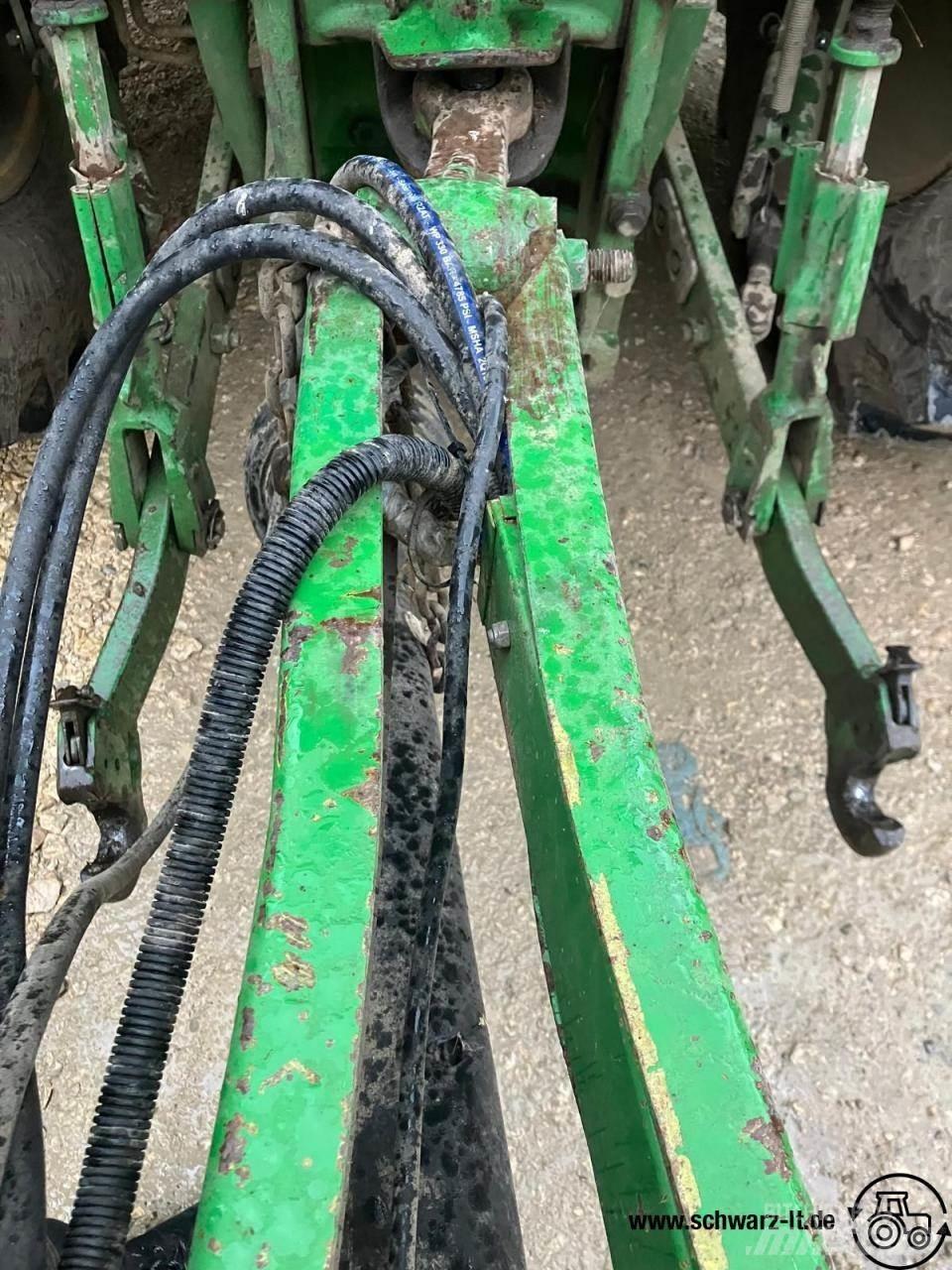 John Deere 590 Rundballe-pressere