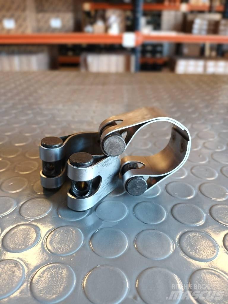Volvo CLAMP 20894628 Transport – Andet