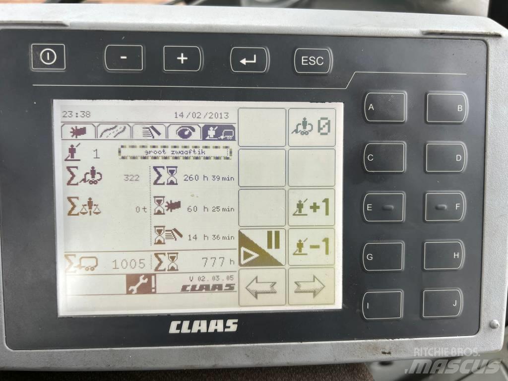 CLAAS Cargos 8500 Selvlæssende vogne