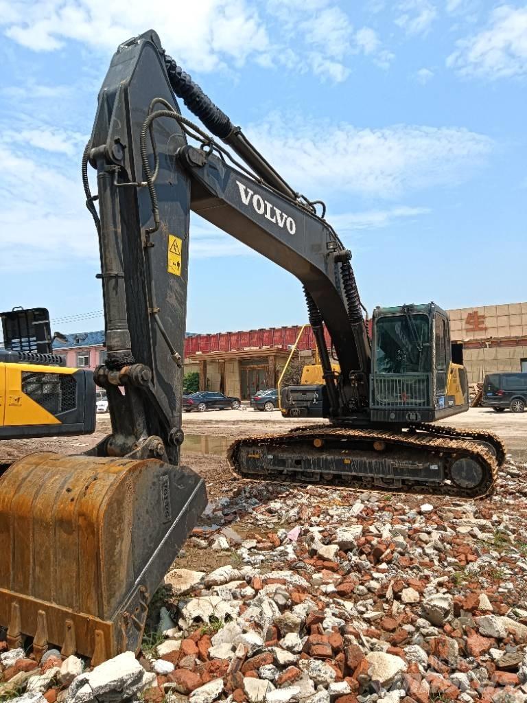 Volvo EC 240 Gravemaskiner på larvebånd