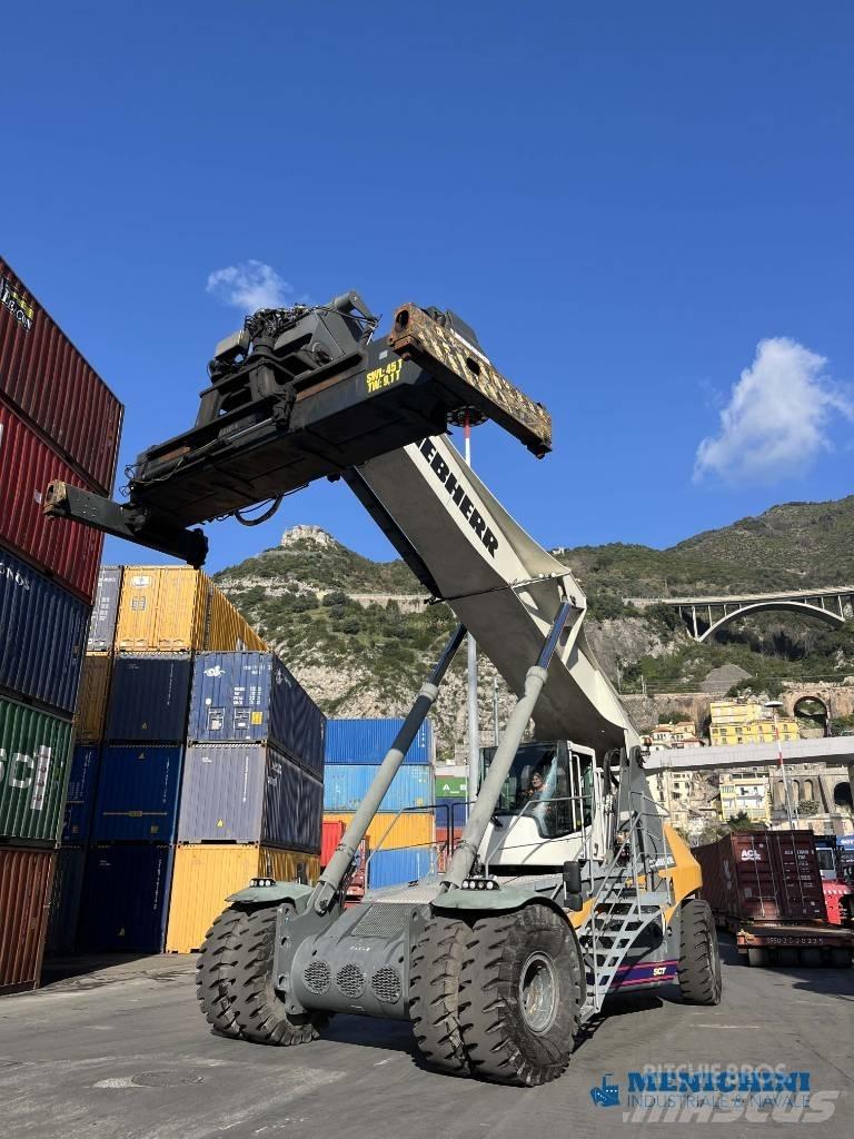 Liebherr LRS 545 Gaffeltruck til containerhåndtering