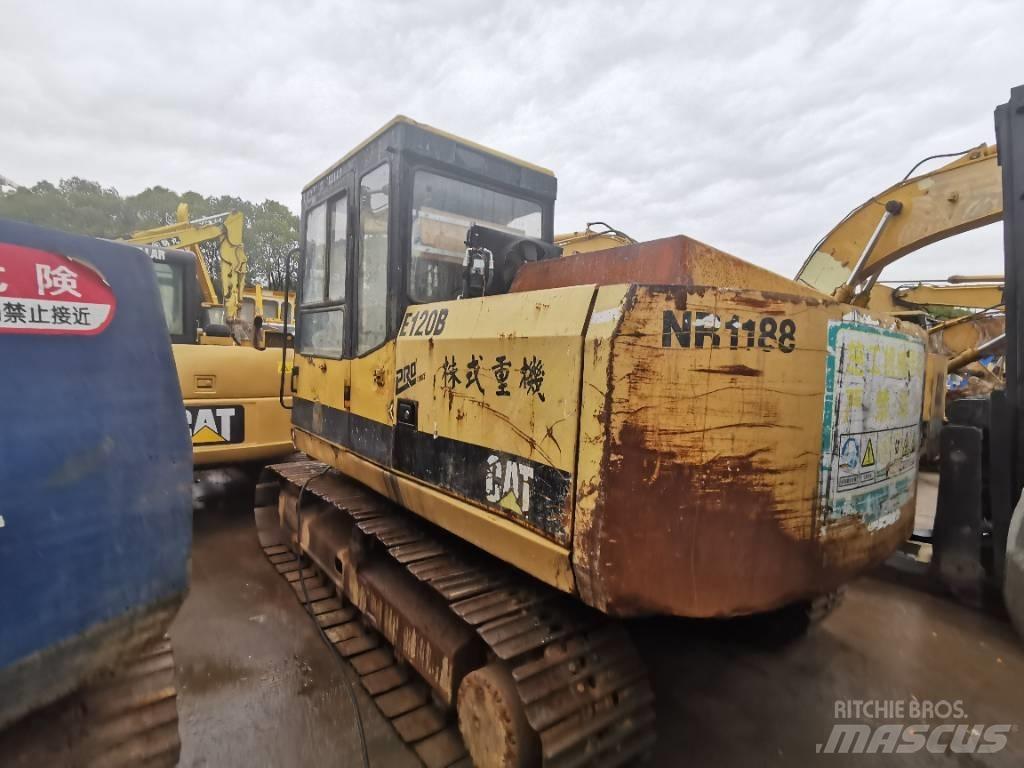 CAT E120B Gravemaskiner på larvebånd