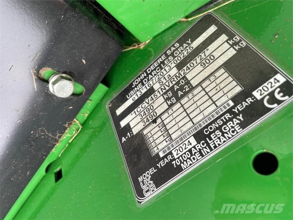 John Deere V451M Rundballe-pressere
