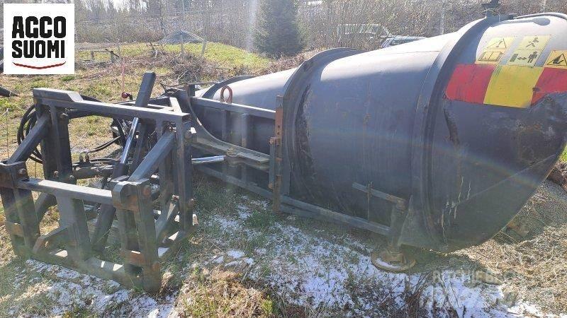 AM ALUEAURA 300 Sneskovle og -plove