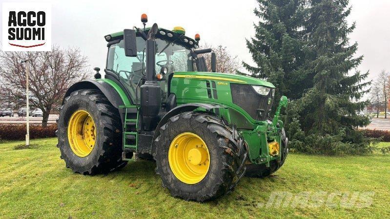 John Deere 6250 R Traktorer