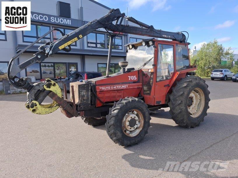 Valmet 705 Traktorer