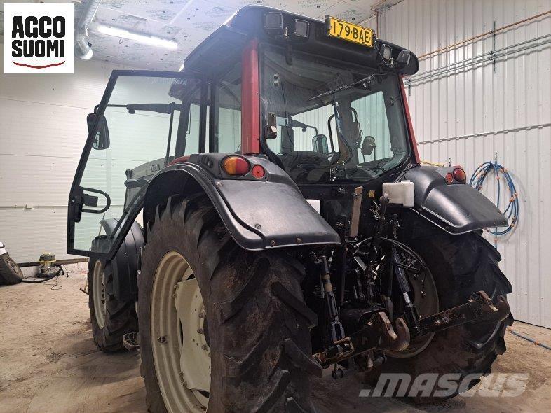 Valtra N141 HITECH Traktorer