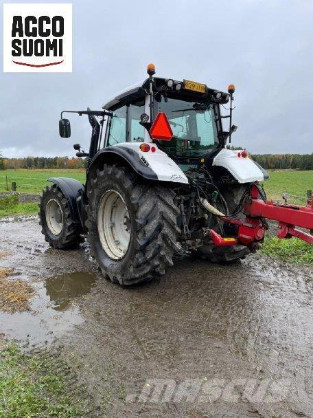 Valtra N163 VERSU Traktorer