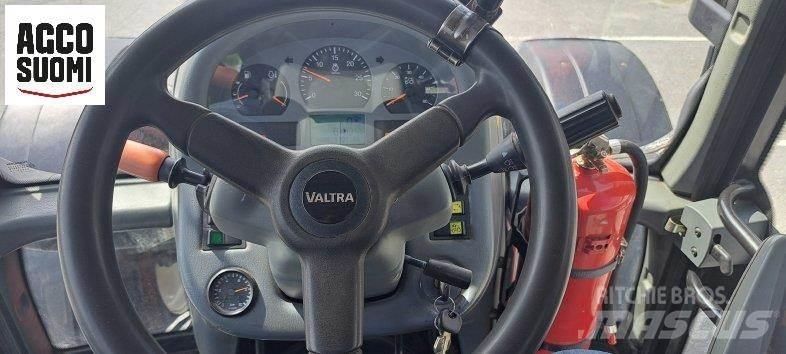 Valtra T151 A Traktorer