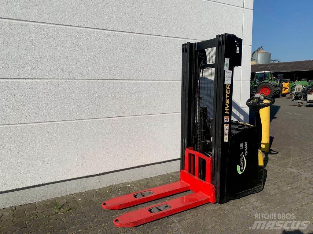 Hyster S 1.2 IL Gaffelstabler med gående fører