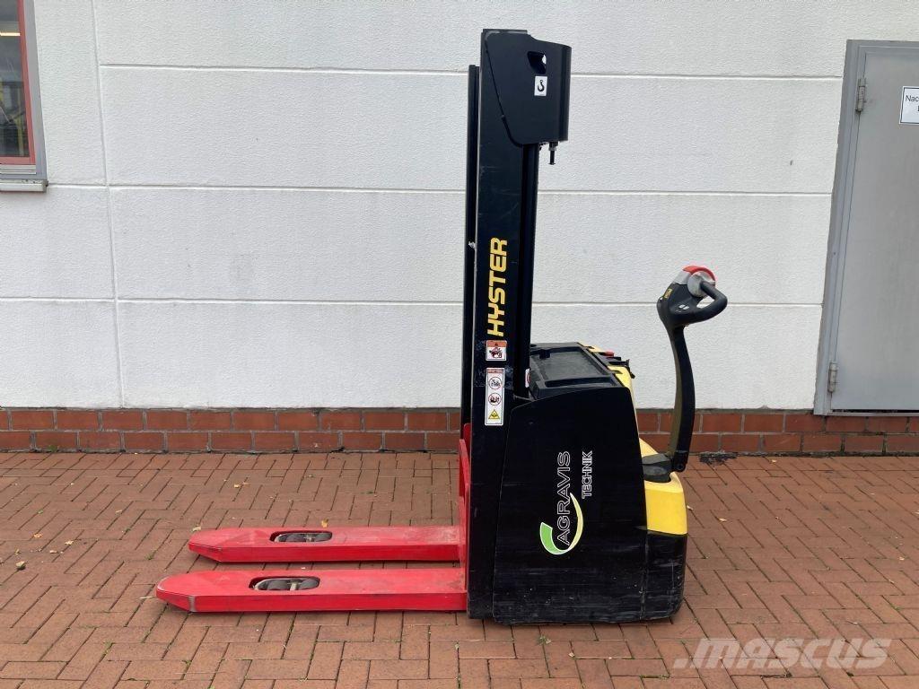 Hyster S 2.0 Gaffelstabler med gående fører
