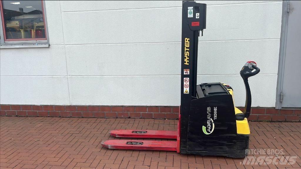 Hyster S1.6IL Gaffelstabler med gående fører