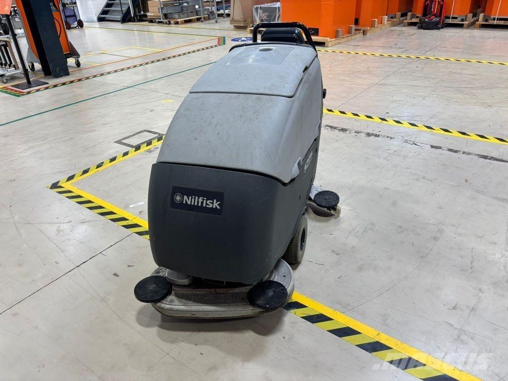 Nilfisk BA 651 Fejemaskiner