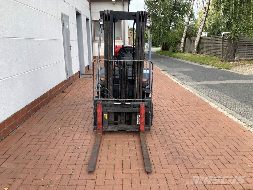 Toyota 42 6FGF 15 LPG gaffeltrucks
