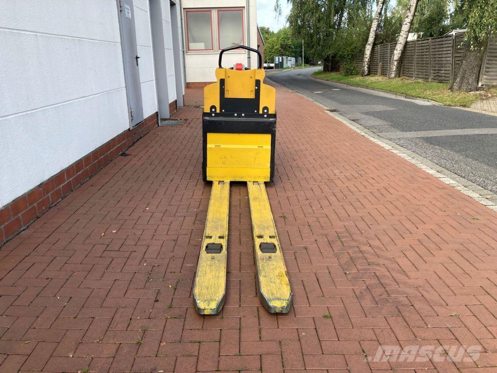 Yale MO 25 Plukketruck, lav