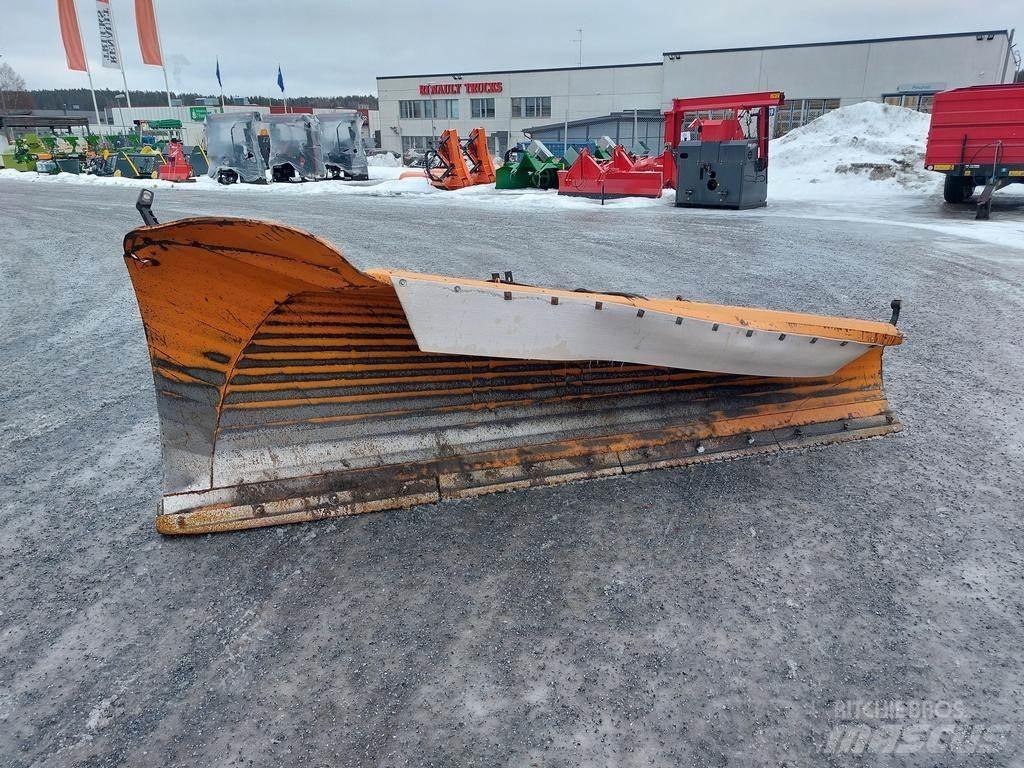 FMG AA380 Sneskovle og -plove