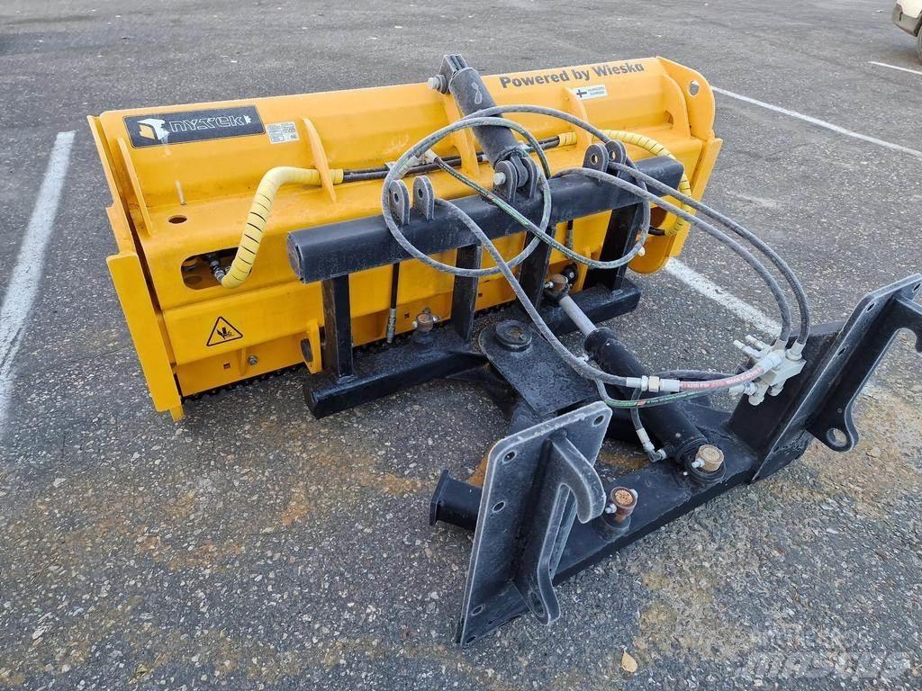  ZOOM AURA Sneskovle og -plove