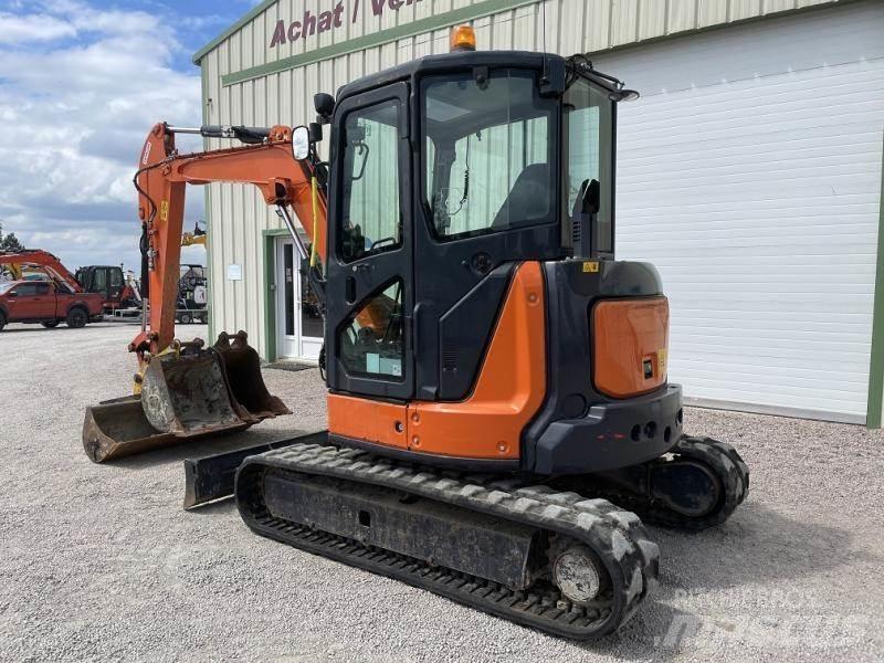 Hitachi ZX48U Minigravemaskiner