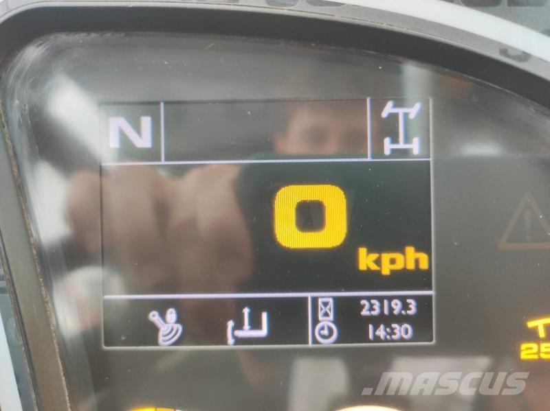 JCB 525-60 Teleskoplæssere