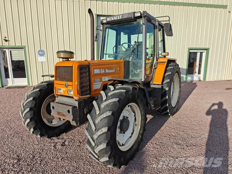 Renault 106-54 Traktorer
