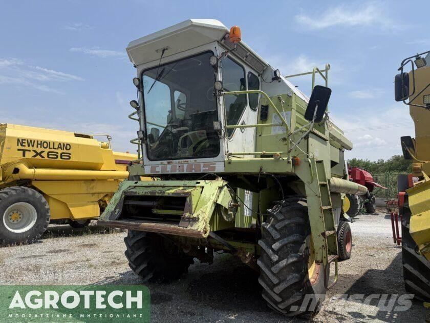 CLAAS Dominator 96 Traktorer