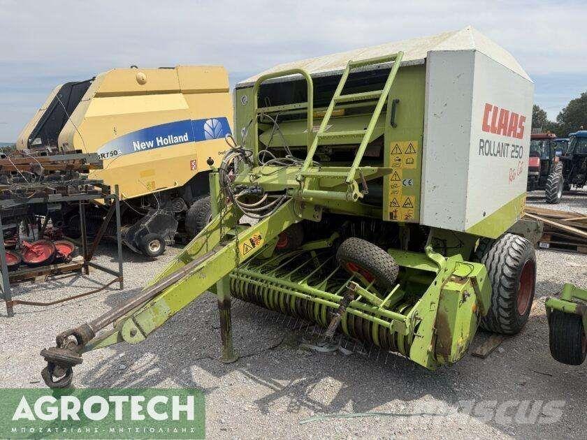 CLAAS Rollant 250 RC Rundballe-pressere