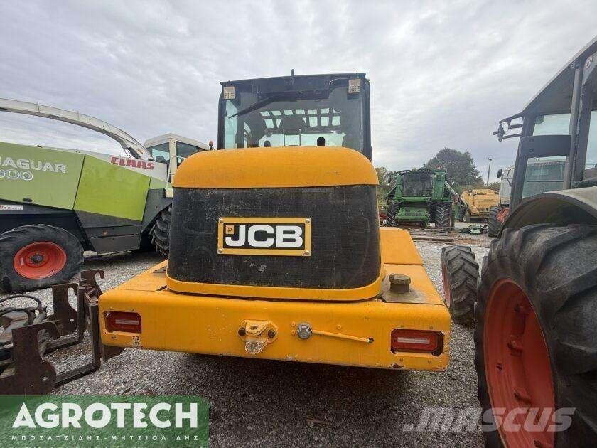 JCB TM 300 Traktorer