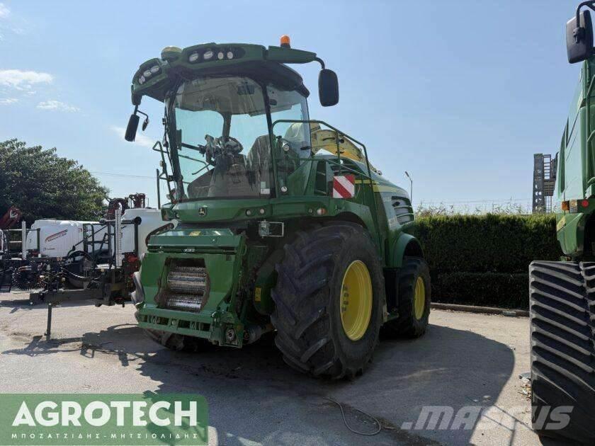John Deere 8300 Traktorer