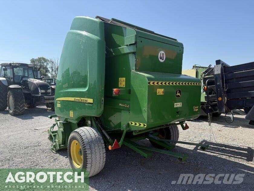 John Deere 864 Rundballe-pressere