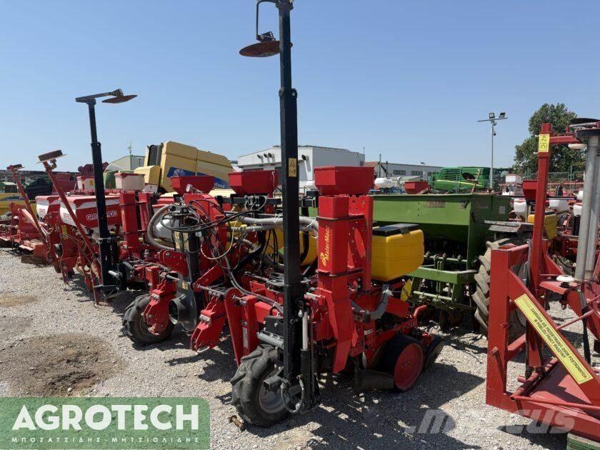 MaterMacc MS 8230 Traktorer