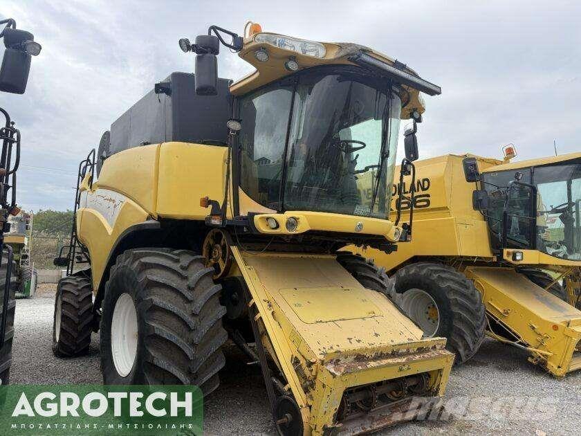 New Holland CX 880 Traktorer