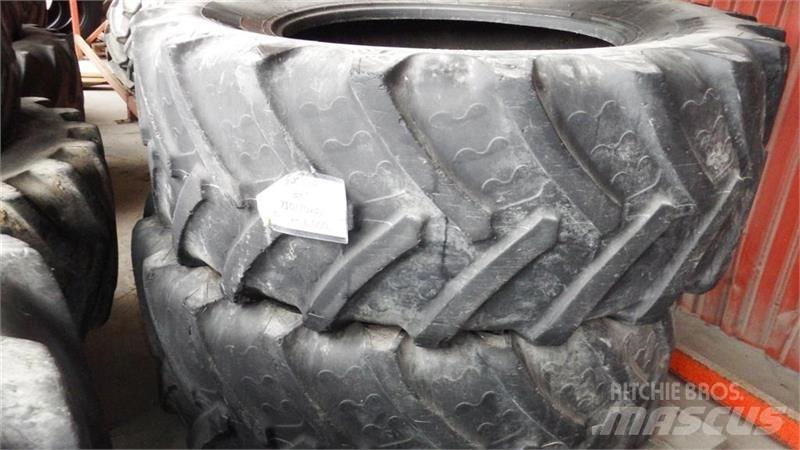 BKT 710/70R42 Dæk, hjul og fælge