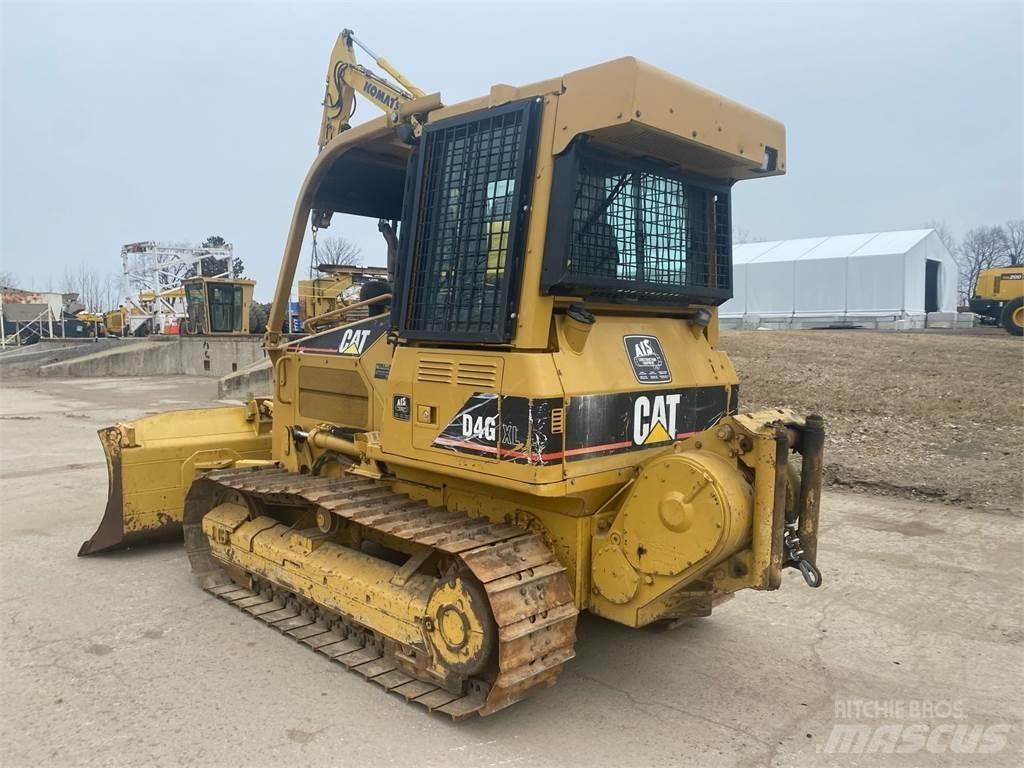 CAT D4G XL Bulldozer på larvebånd