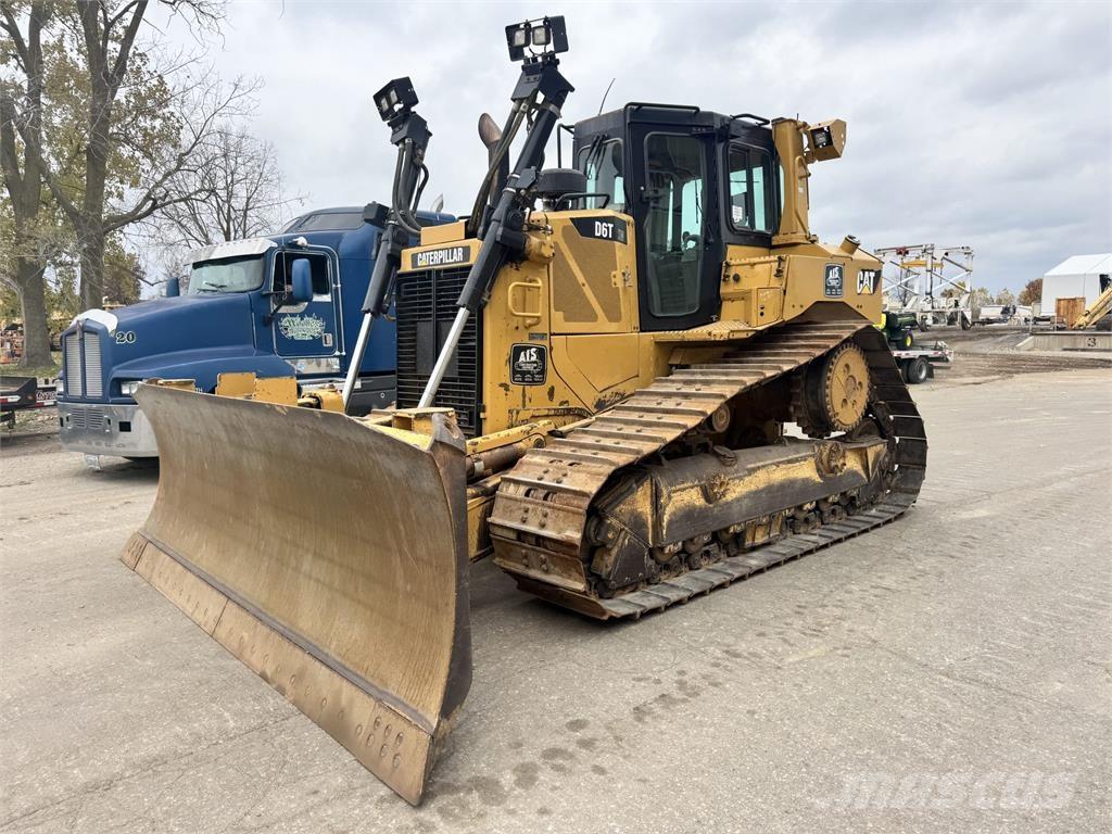 CAT D6T Bulldozer på larvebånd