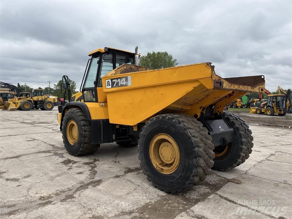 JCB 714 Terrængående lastbiler