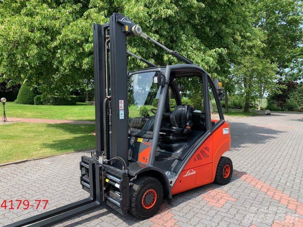 Linde H 25 T 02 LPG gaffeltrucks