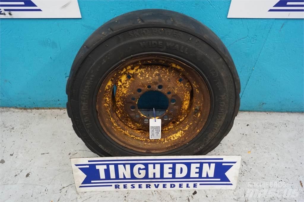  27X8.50-15 Dæk, hjul og fælge