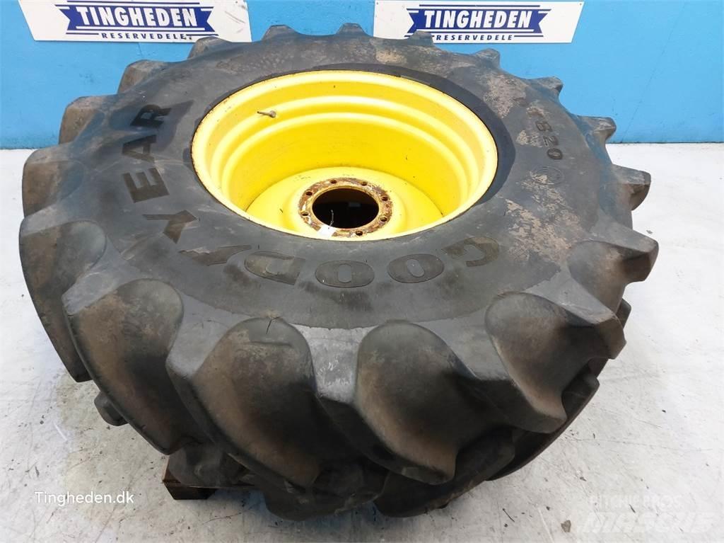  32 650/75 R32 Hjul, Dæk og Fælge